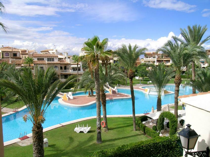 Martina Apartment Torrevieja Exterior photo
