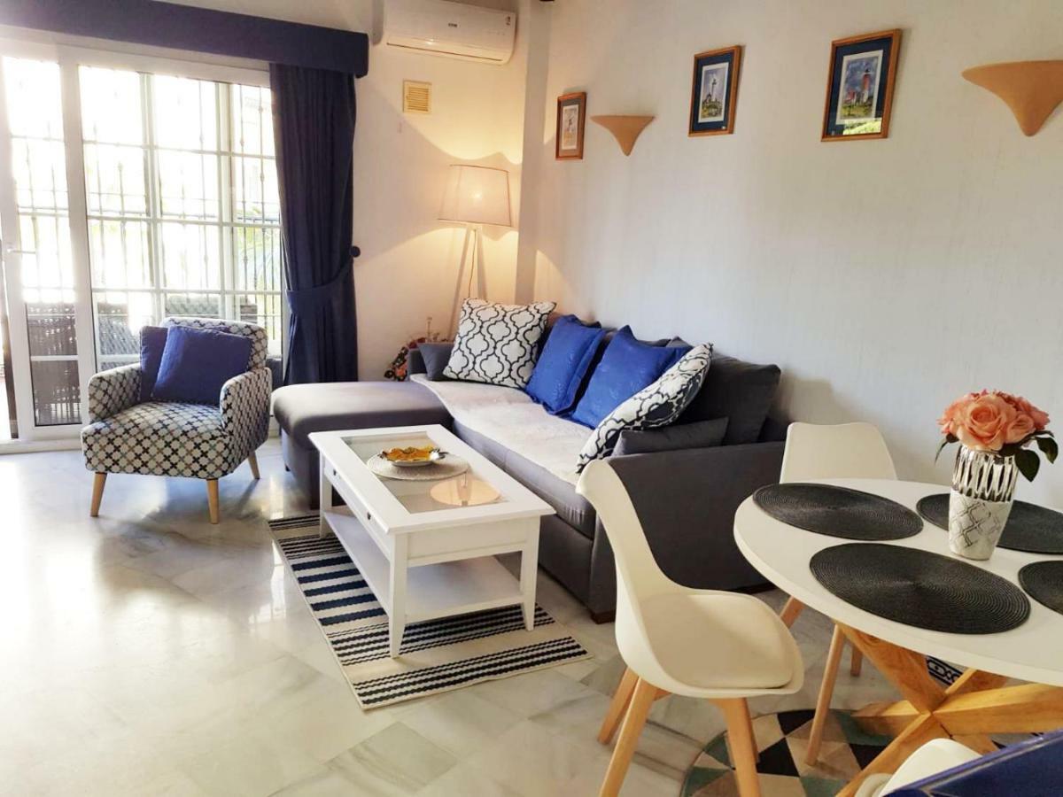 Martina Apartment Torrevieja Exterior photo